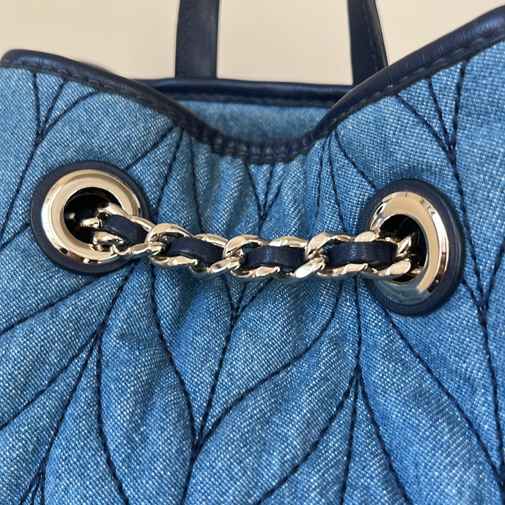 Kate Spade “Briar Lane” quilted denim bucket backpack - EUC - Picture 8 of 11